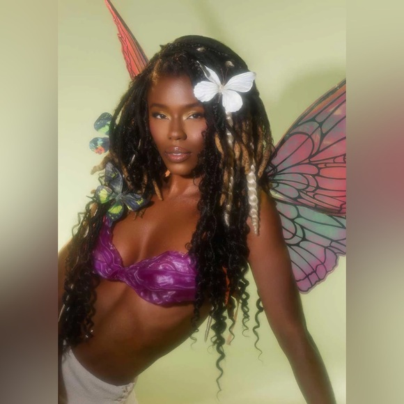 LUNAR BEAUTY | Moonshroom Highlighter Palette | Manny MUA - Picture 6 of 7